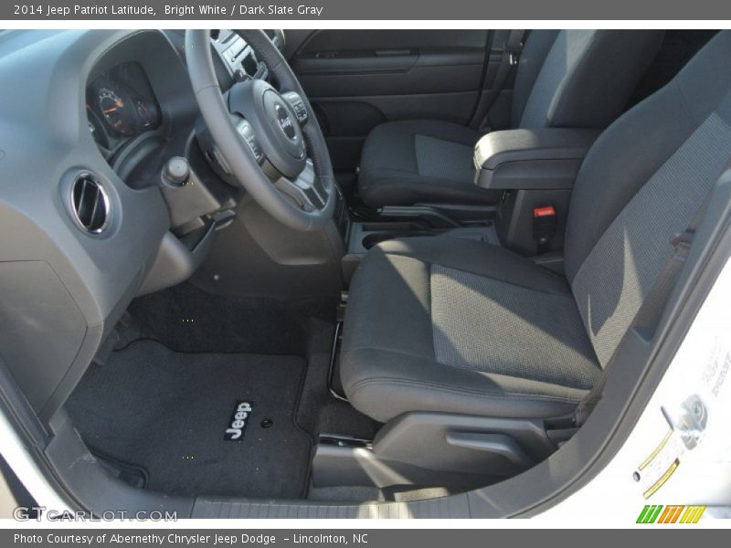 Bright White / Dark Slate Gray 2014 Jeep Patriot Latitude