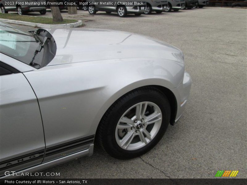 Ingot Silver Metallic / Charcoal Black 2013 Ford Mustang V6 Premium Coupe