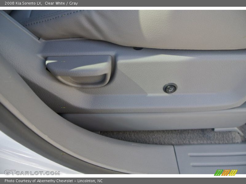 Clear White / Gray 2008 Kia Sorento LX