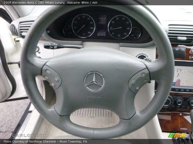 2006 C 280 4Matic Luxury Steering Wheel
