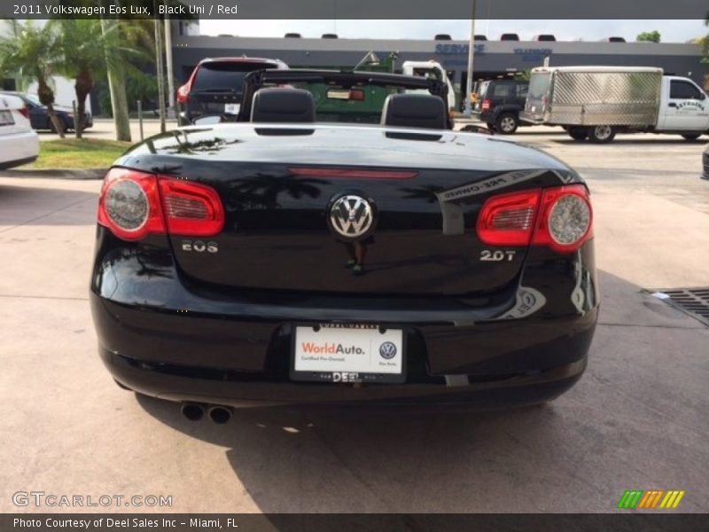 Black Uni / Red 2011 Volkswagen Eos Lux