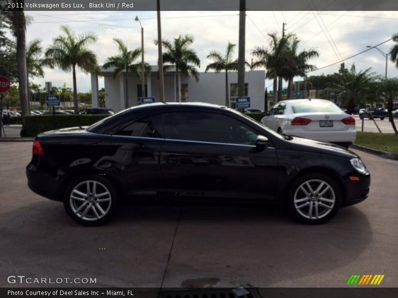 Black Uni / Red 2011 Volkswagen Eos Lux