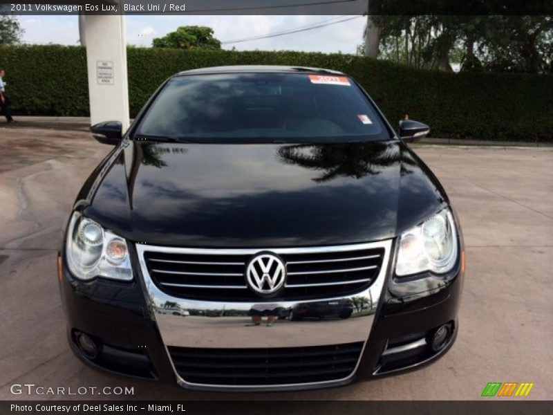 Black Uni / Red 2011 Volkswagen Eos Lux