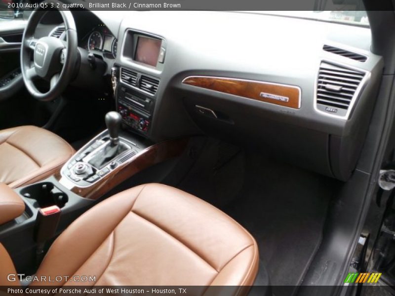 Brilliant Black / Cinnamon Brown 2010 Audi Q5 3.2 quattro