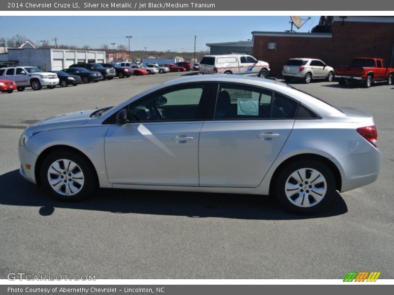 Silver Ice Metallic / Jet Black/Medium Titanium 2014 Chevrolet Cruze LS