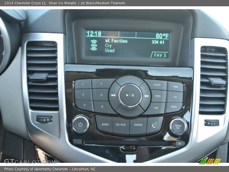Silver Ice Metallic / Jet Black/Medium Titanium 2014 Chevrolet Cruze LS