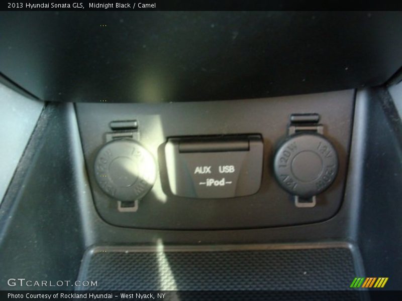 Midnight Black / Camel 2013 Hyundai Sonata GLS
