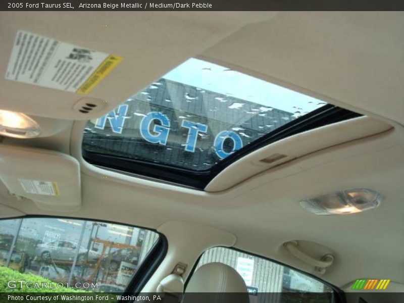 Arizona Beige Metallic / Medium/Dark Pebble 2005 Ford Taurus SEL