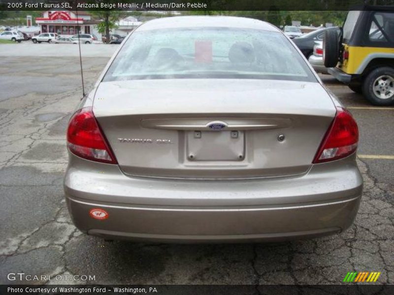 Arizona Beige Metallic / Medium/Dark Pebble 2005 Ford Taurus SEL