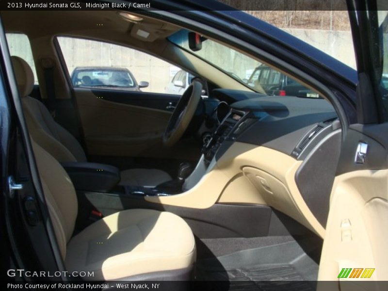 Midnight Black / Camel 2013 Hyundai Sonata GLS