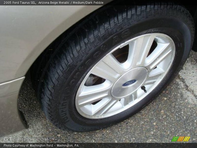 Arizona Beige Metallic / Medium/Dark Pebble 2005 Ford Taurus SEL