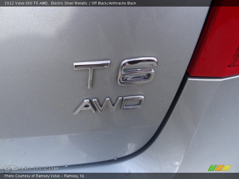 Electric Silver Metallic / Off Black/Anthracite Black 2012 Volvo S60 T6 AWD