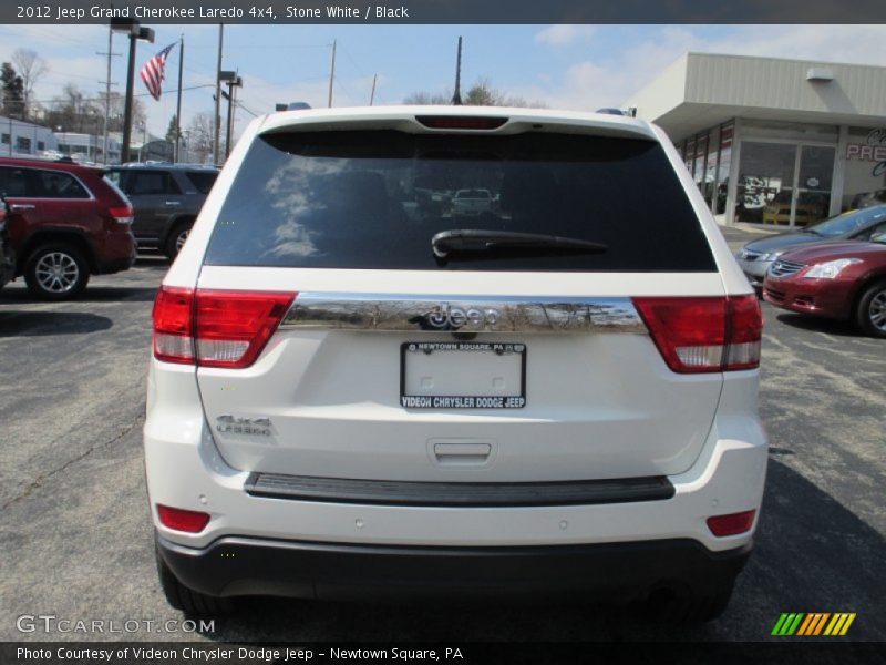 Stone White / Black 2012 Jeep Grand Cherokee Laredo 4x4