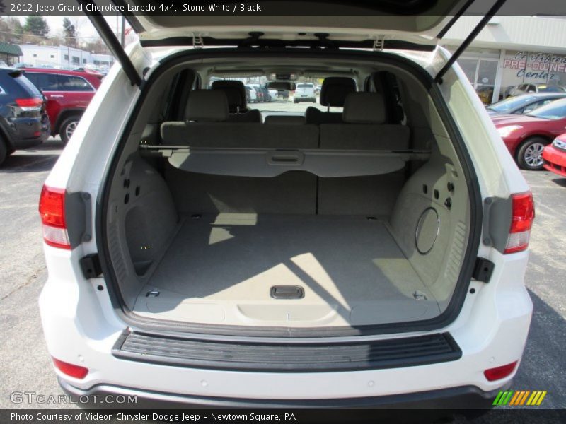 Stone White / Black 2012 Jeep Grand Cherokee Laredo 4x4