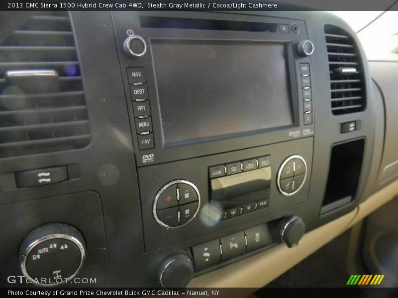 Stealth Gray Metallic / Cocoa/Light Cashmere 2013 GMC Sierra 1500 Hybrid Crew Cab 4WD