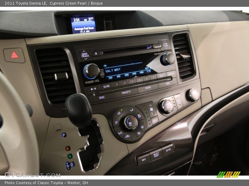 Cypress Green Pearl / Bisque 2011 Toyota Sienna LE