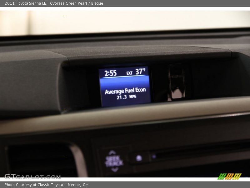 Cypress Green Pearl / Bisque 2011 Toyota Sienna LE