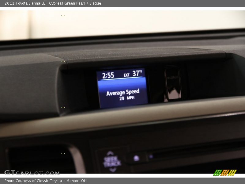 Cypress Green Pearl / Bisque 2011 Toyota Sienna LE