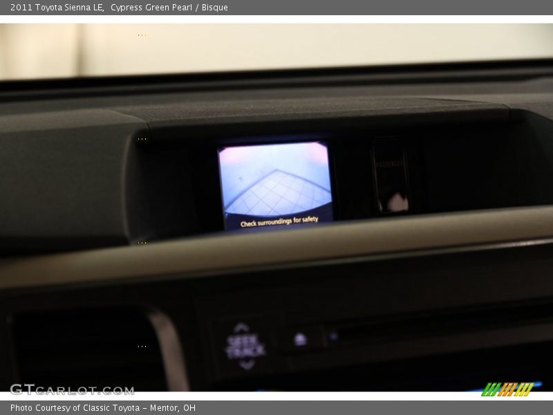 Cypress Green Pearl / Bisque 2011 Toyota Sienna LE