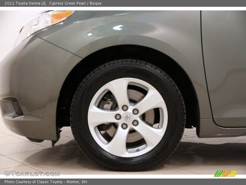 Cypress Green Pearl / Bisque 2011 Toyota Sienna LE