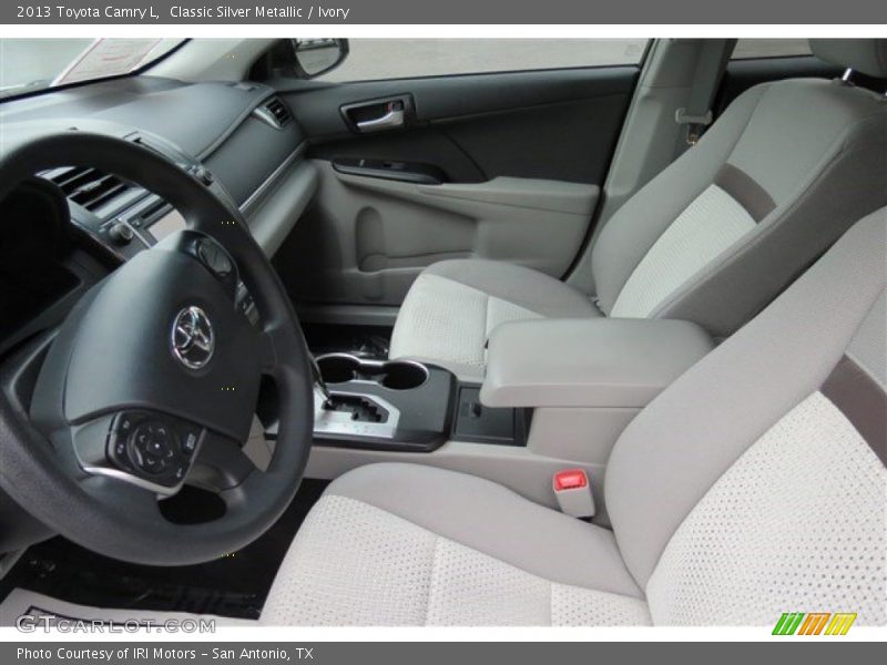 Classic Silver Metallic / Ivory 2013 Toyota Camry L