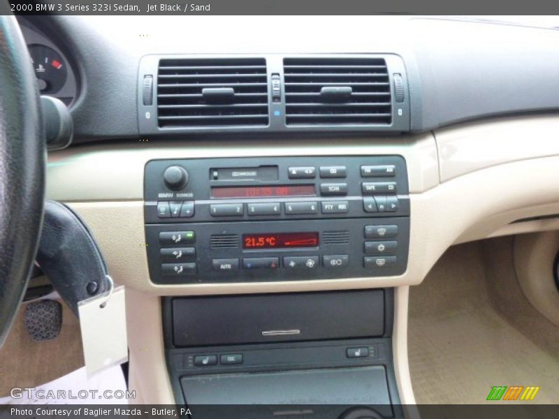 Controls of 2000 3 Series 323i Sedan