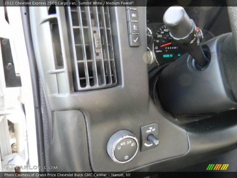 Summit White / Medium Pewter 2012 Chevrolet Express 2500 Cargo Van