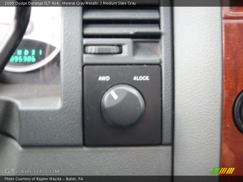 Mineral Gray Metallic / Medium Slate Gray 2005 Dodge Durango SLT 4x4