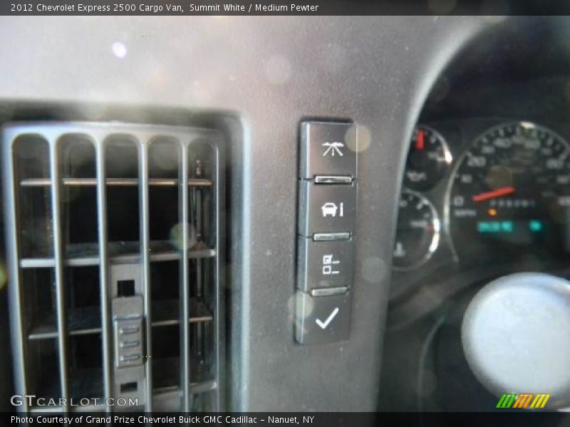 Summit White / Medium Pewter 2012 Chevrolet Express 2500 Cargo Van