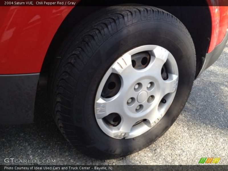 Chili Pepper Red / Gray 2004 Saturn VUE