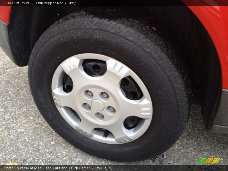 Chili Pepper Red / Gray 2004 Saturn VUE