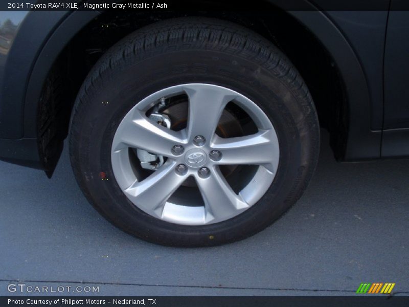 Magnetic Gray Metallic / Ash 2014 Toyota RAV4 XLE