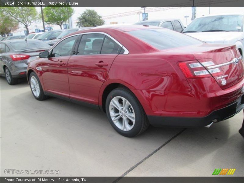 Ruby Red / Dune 2014 Ford Taurus SEL