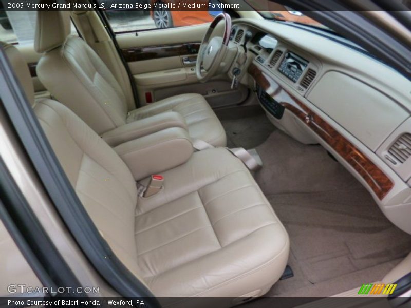 Arizona Beige Metallic / Medium Parchment 2005 Mercury Grand Marquis LS