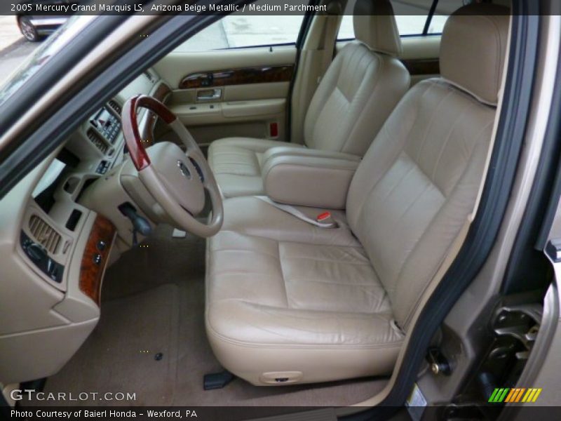 Arizona Beige Metallic / Medium Parchment 2005 Mercury Grand Marquis LS