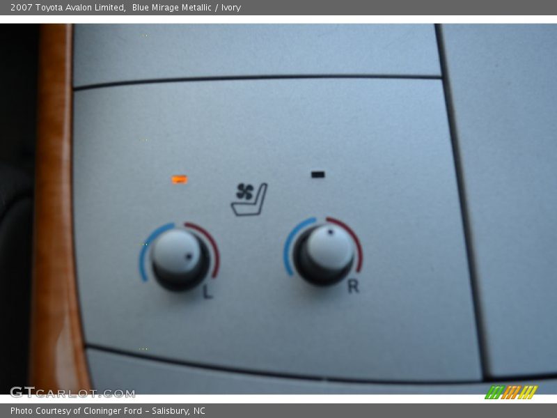 Blue Mirage Metallic / Ivory 2007 Toyota Avalon Limited