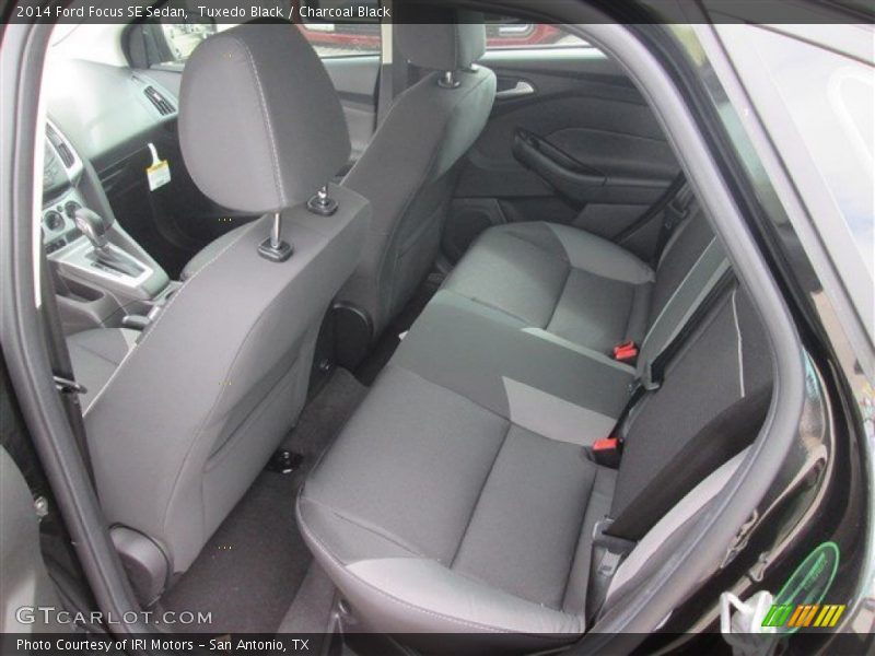 Tuxedo Black / Charcoal Black 2014 Ford Focus SE Sedan