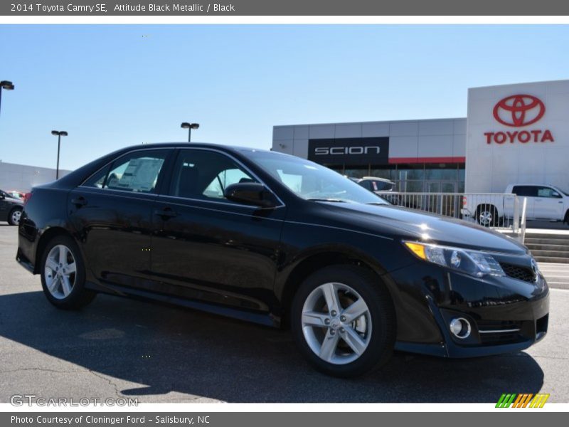 Attitude Black Metallic / Black 2014 Toyota Camry SE