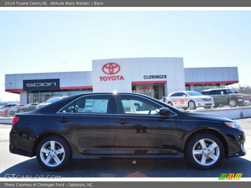 Attitude Black Metallic / Black 2014 Toyota Camry SE