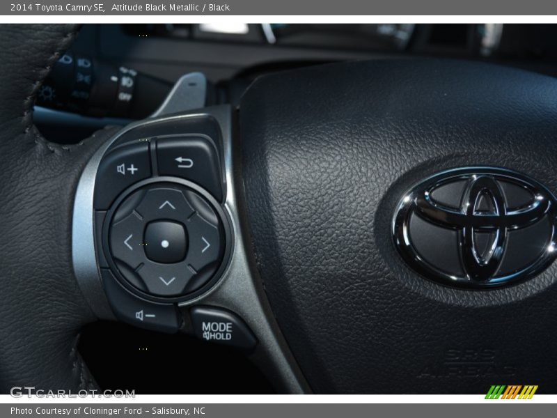 Attitude Black Metallic / Black 2014 Toyota Camry SE