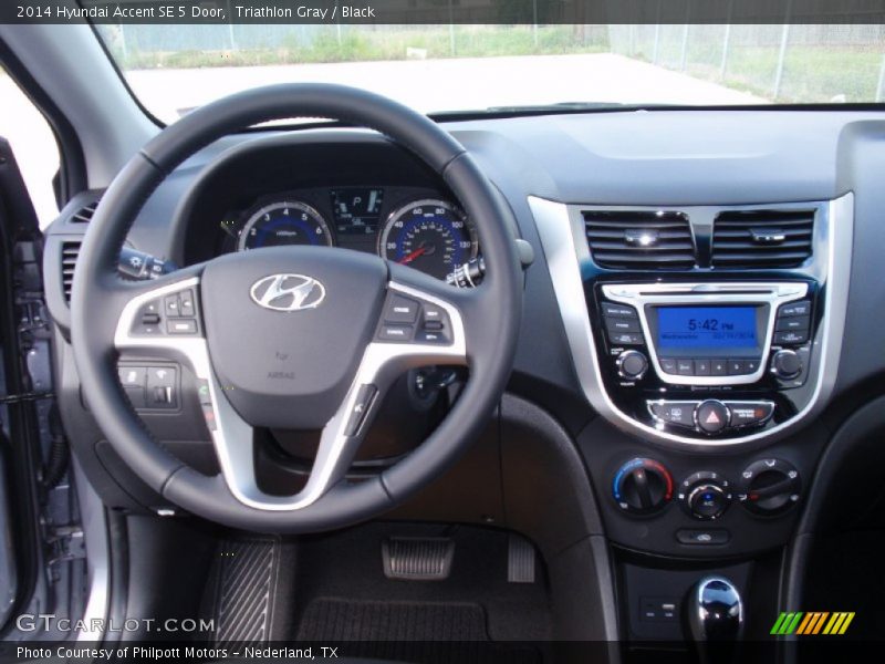 Triathlon Gray / Black 2014 Hyundai Accent SE 5 Door