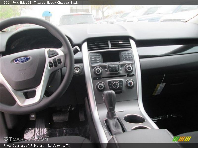 Tuxedo Black / Charcoal Black 2014 Ford Edge SE