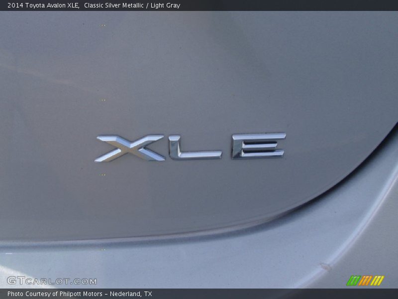 Classic Silver Metallic / Light Gray 2014 Toyota Avalon XLE