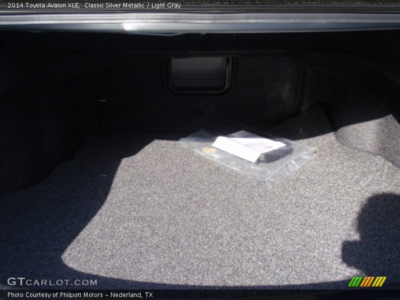 Classic Silver Metallic / Light Gray 2014 Toyota Avalon XLE