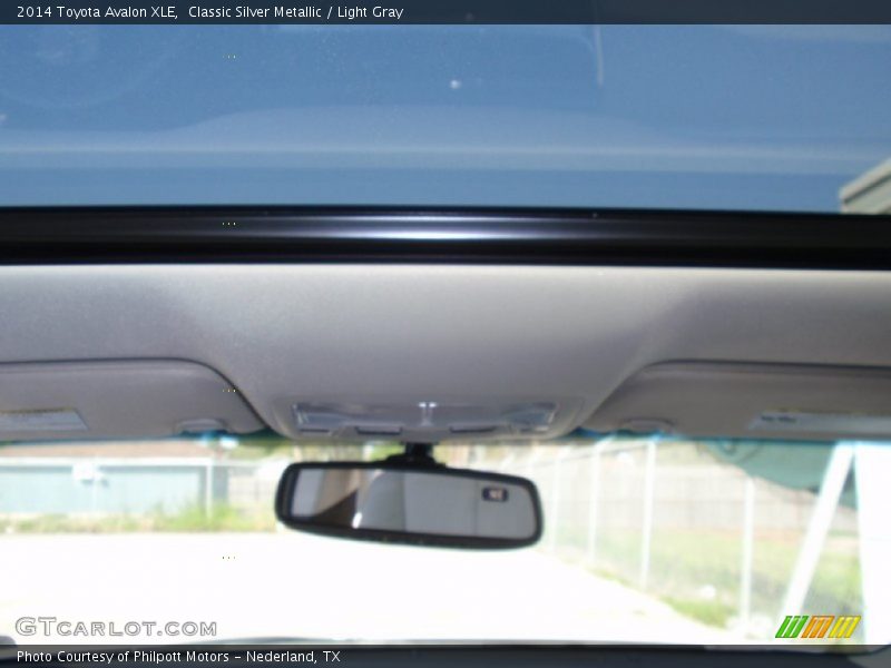 Classic Silver Metallic / Light Gray 2014 Toyota Avalon XLE