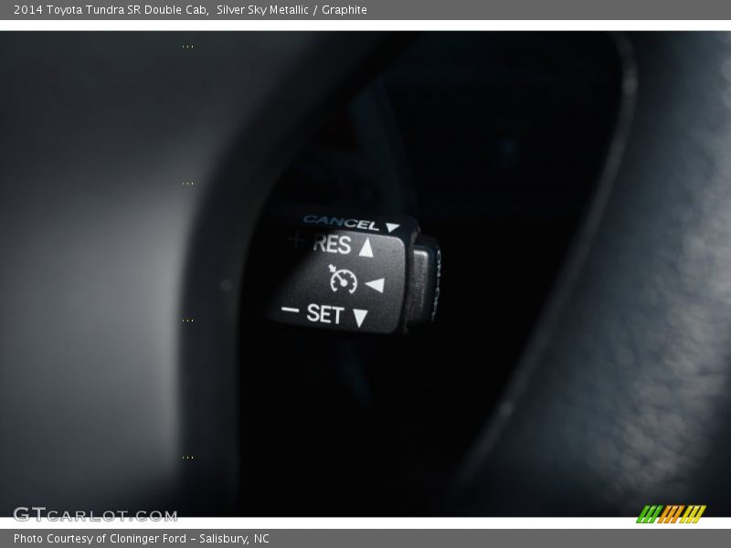 Silver Sky Metallic / Graphite 2014 Toyota Tundra SR Double Cab