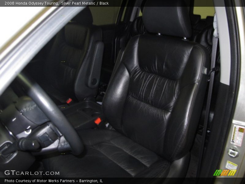 Silver Pearl Metallic / Black 2008 Honda Odyssey Touring