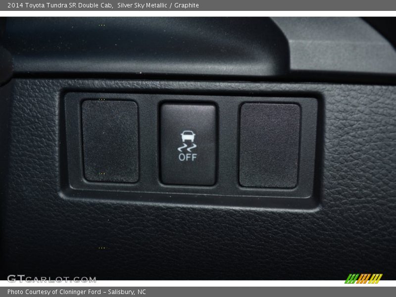 Silver Sky Metallic / Graphite 2014 Toyota Tundra SR Double Cab