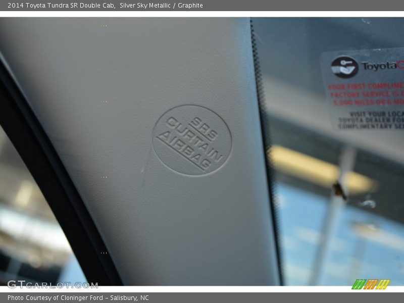 Silver Sky Metallic / Graphite 2014 Toyota Tundra SR Double Cab