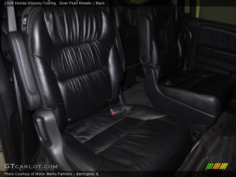 Silver Pearl Metallic / Black 2008 Honda Odyssey Touring